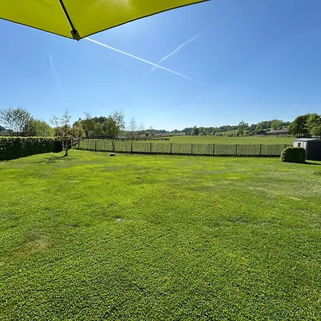 Hébergement de vacances Au Coeur Des Collines, Doucette *