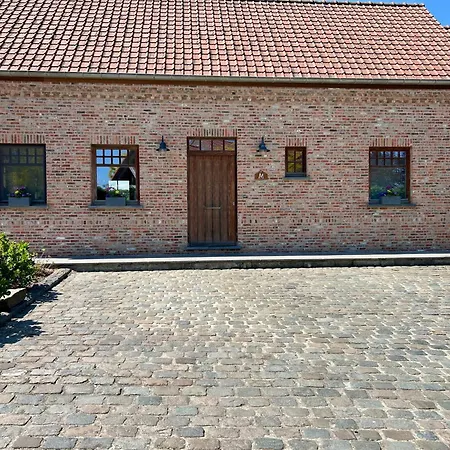 Au Coeur Des Collines, Doucette Hébergement de vacances Ellezelles